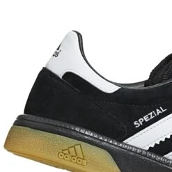 Chaussures Adidas HB Spezial Noir 16 Chaussures Adidas HB Spezial Noir -Basketball Produits Magasin adidas m18209 12 footwear photography detail view 3 white 000