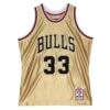 Mitchell & Ness Maillot Chicago Bulls 1 Mitchell & Ness Maillot Chicago Bulls -Basketball Produits Magasin mitchell ness smjy4398 cbu97spigold 1
