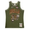 Mitchell & Ness Maillot Chicago Bulls NBA Flight Swingman 1997 Scottie Pippen -Basketball Produits Magasin mitchell ness smjy4847 cbu97spidkgn 0