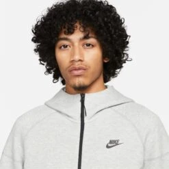 Sweatshirt à Capuche Full Zip Nike Tech Fleece Windrunner -Basketball Produits Magasin nike fb7921 063 phsym001