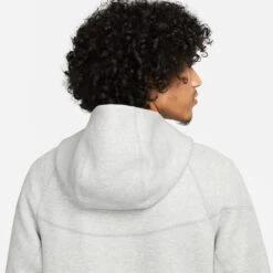 Sweatshirt à Capuche Full Zip Nike Tech Fleece Windrunner -Basketball Produits Magasin nike fb7921 063 phsym004